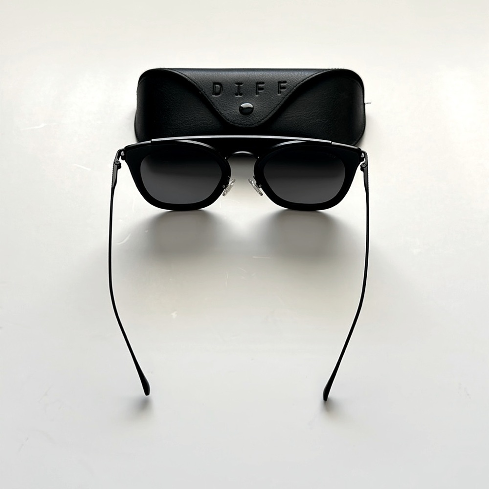 Diff Sunglasses | Zoey Polarized Sunglasses Bk-Gr… - image 4